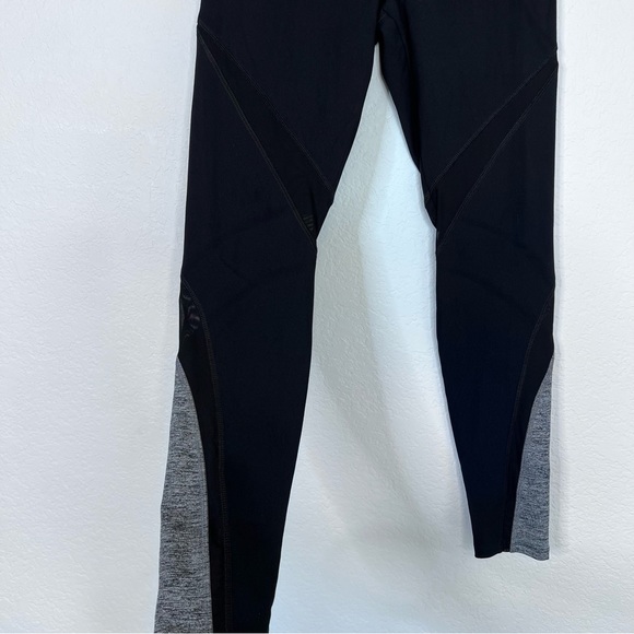 Forever 21 Sheer Cut Out Workout Leggings - Picture 3 of 7